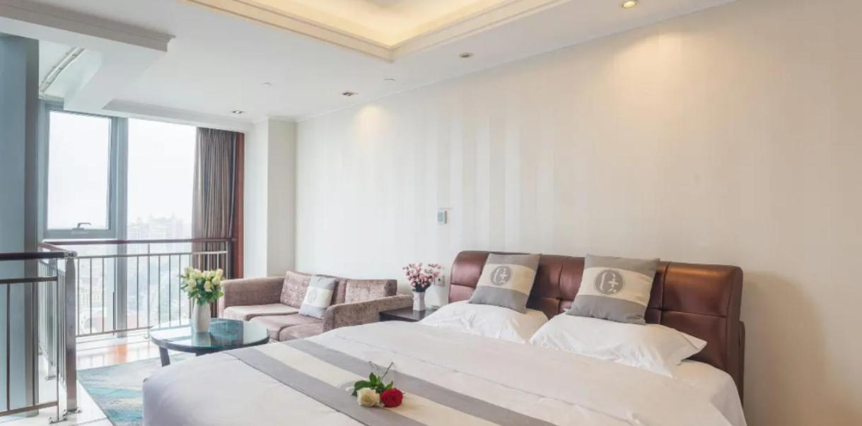 Qingdao Jinshan We+ Holiday Apartment מראה חיצוני תמונה