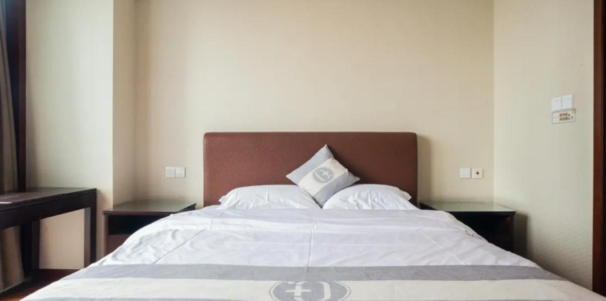 Qingdao Jinshan We+ Holiday Apartment מראה חיצוני תמונה